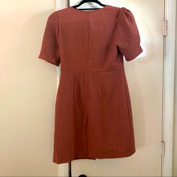 NWT Lily Rain Cap Sleeve Dress with Button Detail - Picture 2 of 2